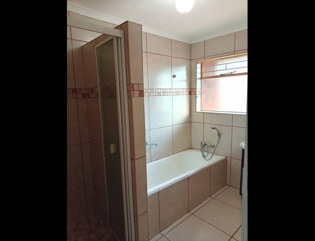 3 BEDROOM HOUSE TO LET IN SUIDHEUWEL